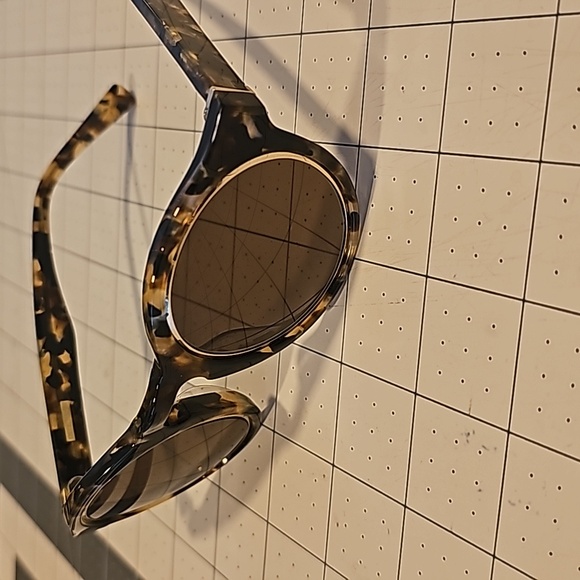 Derek Lam Bowery Sunglasses - Picture 3 of 5